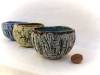 03_gohy_delphine_pots_plantes_terre_craquel.jpg