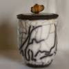 08_gohy_delphine_pot_raku_nu.jpg